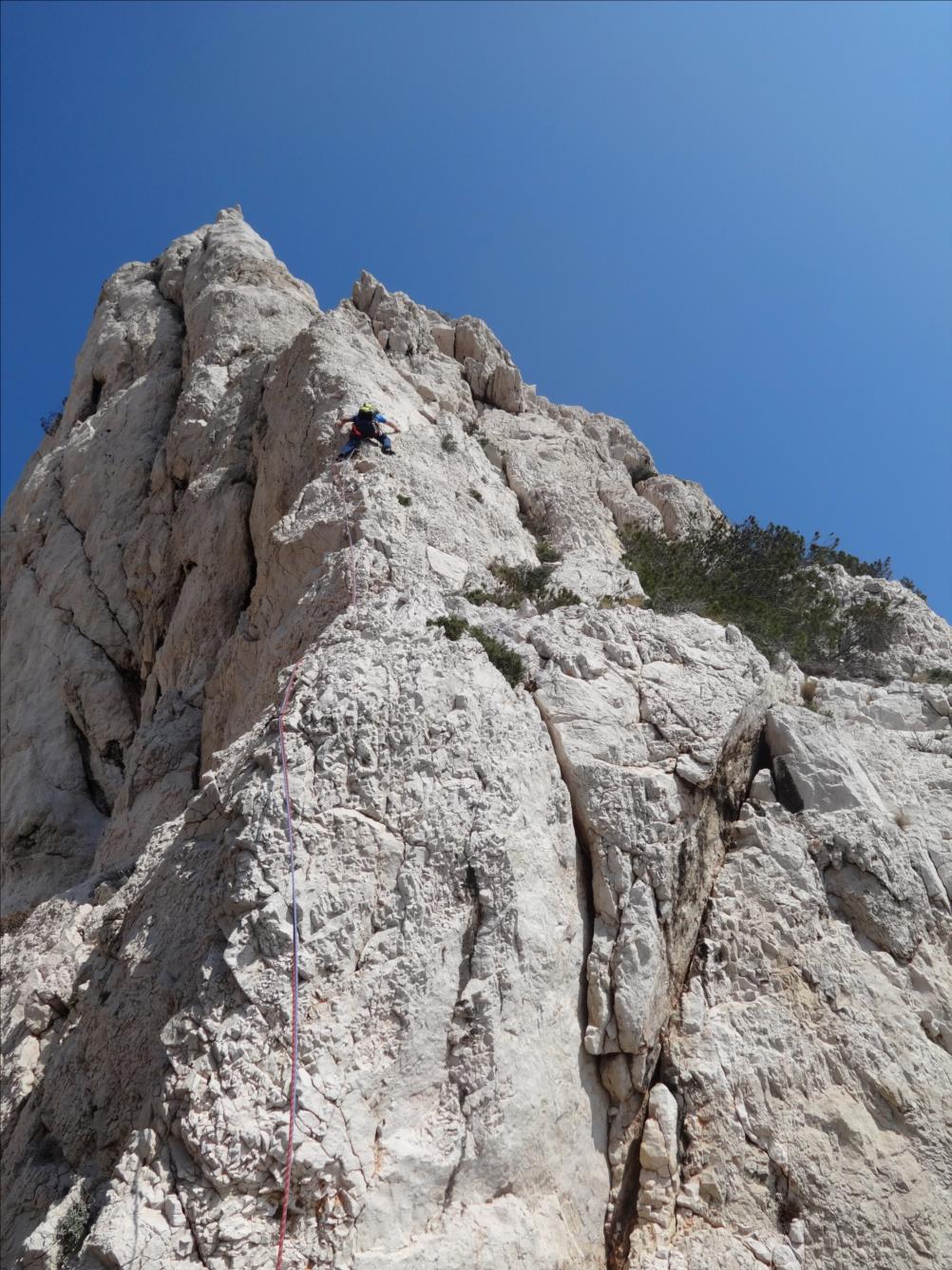 Au pays des merveilles, longueur L4, aiguille du Devenson, Calanques