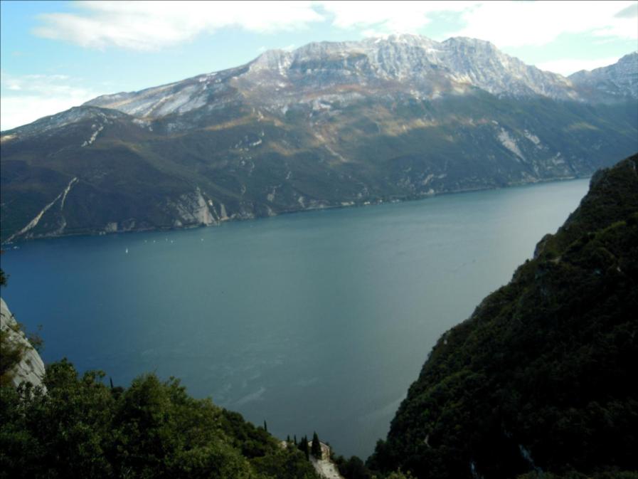 Parete strada vecchia ponale à ARCO, vue depuis la Via Babilonia