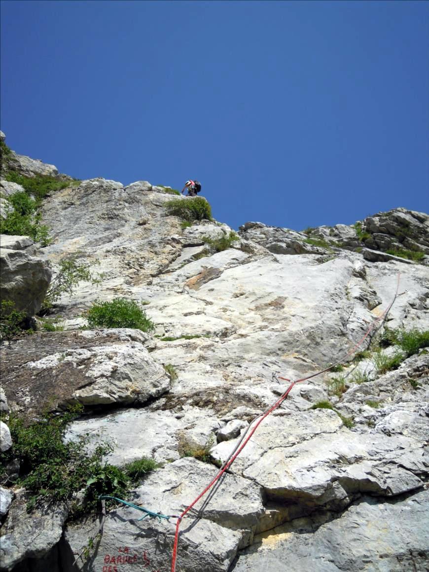 Dévoluy, Pic de l`Aiguille près du Pic de Gleize, attaque de la voie