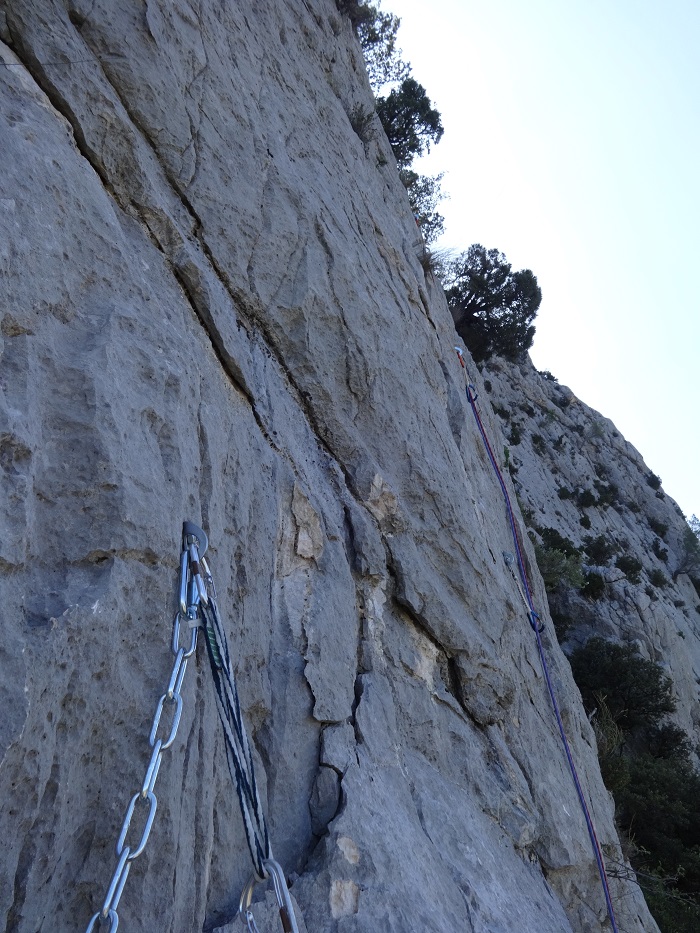 Mont Faron, voie `Dans les pas de Fred`, longueur L4, Provence