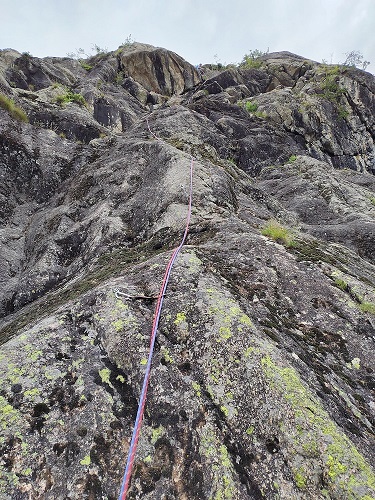 Voie Fouillat à Ailefroide, longueur L6