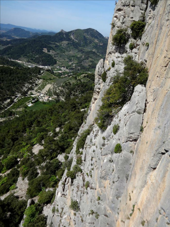 Rocher de St-Julien, voie des Trous, Buis-les-Baronnies